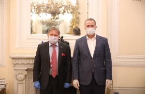 Quirino se reúne con el embajador de Rusia para asegurar adquisición de vacuna COVID