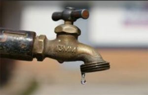 Sin agua… así amanecieron colonias al sur de Culiacán, debido a fallas en equipo de bombeo