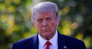 Trump es hospitalizado, luego de dar positivo a COVID-19