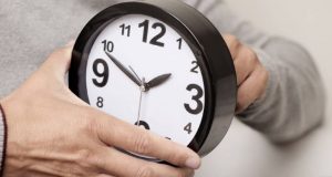 Horario de verano: ¿Se debe atrasar o adelantar el reloj?