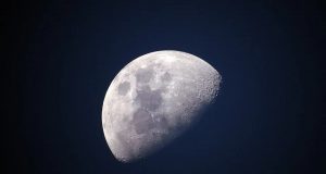 Descubre la NASA agua en la Luna; ayudaría a futuras misiones