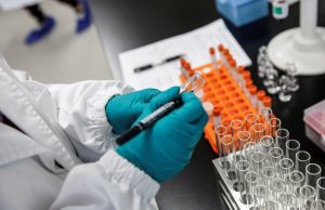 Farmacéutica Moderna sabrá en noviembre si su vacuna contra el Covid-19 es efectiva