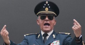 Imputan 5 cargos relativos a narcotráfico al general Cienfuegos; audiencia será esta tarde