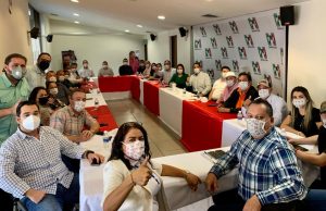 Se reúne Jesús Valdés con líderes de la zona rural de Culiacán y comisariados de Mazatlán.