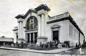 Conmemoran 104 aniversario del Mercado Garmendia