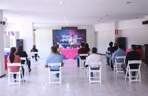 Se reúne Héctor Melesio Cuén Ojeda con empresarios y comerciantes guasavenses