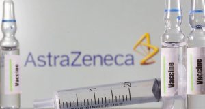 Voluntario de India acusa efectos neurológicos severos tras recibir vacuna de AstraZeneca