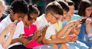 ESPECIAL: Los ‘nativos digitales’ tienen un coeficiente intelectual más bajo que sus padres