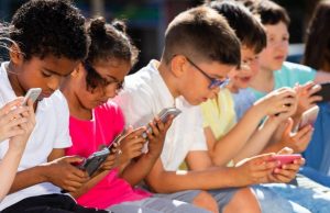 ESPECIAL: Los ‘nativos digitales’ tienen un coeficiente intelectual más bajo que sus padres