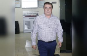 Muere por Covid-19 Ernesto Echeverría, exsecretario de Salud en Sinaloa