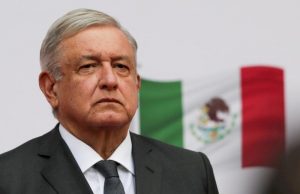 AMLO da positivo a Covid-19; ya está en tratamiento y sus síntomas son leves