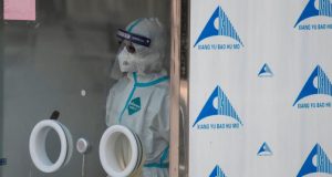 China realiza pruebas anales para detectar Covid-19