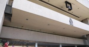 Sólo personal vulnerable o de alto riesgo, seguirá sin presentarse a laborar