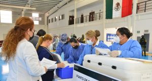 Arriban 16 mil vacunas a Sinaloa para adultos mayores y personal de salud