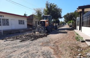 Inician trabajos de pavimentación en calles de Culiacancito