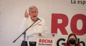Acusa Rocha Moya a Quirino, Enrique Coppel y Heriberto Félix, de campaña negra