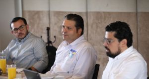 Mario Zamora, primer candidato en asistir a un diálogo sobre seguridad pública