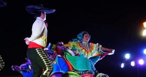 Invitan a “Martes de Ágora”, con el espectáculo retro “Estampas Picot”