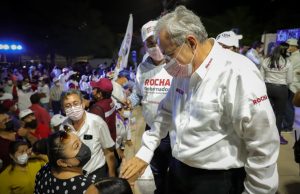 Rocha Moya ofrece reorientar el presupuesto para apoyar al sector agropecuario