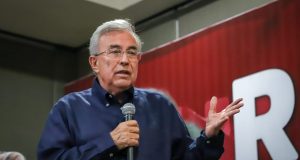 Compromete Rocha Moya trabajar para poner en alto el nombre Sinaloa