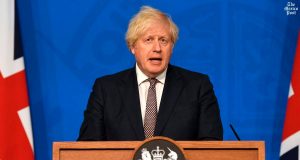 Reino Unido eliminará las restricciones por COVID-19