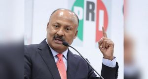 Muere por Covid-19 René Juárez, ex presidente nacional del PRI