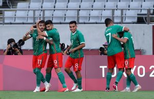 México derrota a Francia 4-1 en primer encuentro en Tokio