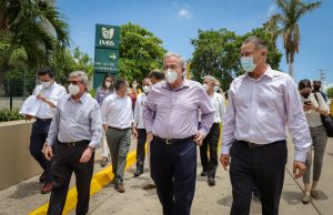 Rubén Rocha Moya se integra a estrategias de Salud contra Covid-19