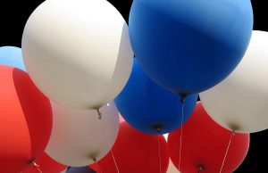 Critican a la SEP por “dinámica de los globos” para el regreso a clases