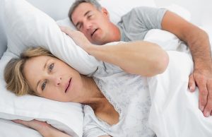 Los ronquidos pueden separar a la pareja