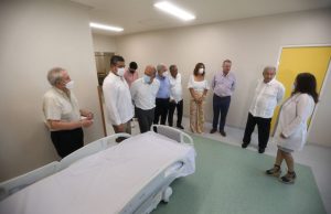 AMLO supervisa Nuevo Pediátrico y promete regularización de trabajadores de la salud