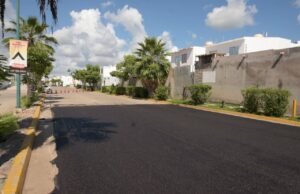 Aplican mantenimiento correctivo en vialidades y carreteras del municipio