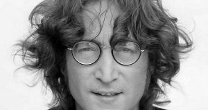 Subastarán grabación inédita de John Lennon, son 33 minutos en un casete