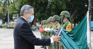 Con izamiento de bandera nacional, inician oficialmente festejos patrios
