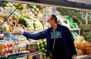 Tercera ola de Covid e inflación nublan reactivación del comercio