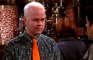 Muere James Michael Tyler, Gunther en ‘Friends’