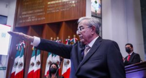 Rubén Rocha Moya ya es gobernador de Sinaloa