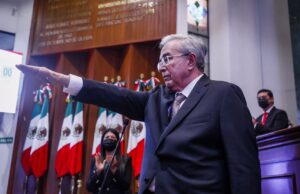 Rubén Rocha Moya ya es gobernador de Sinaloa