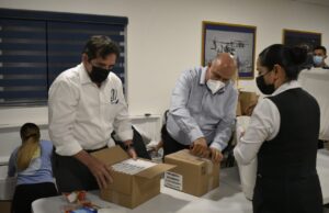 Llega nueva remesa de vacunas Pfizer, AstraZeneca y Cansino a Sinaloa