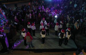 Con villancicos y color es inaugurada la “Verbena Popular 2021-2022”