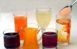 Gran consumo de azúcares líquidos aumentaría incidencia de cáncer, según estudio