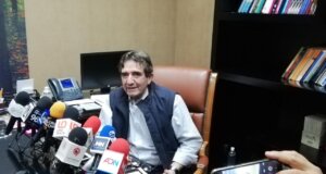 Sinaloa alcanza 29% de cobertura para docentes el primer día de vacunación: Cuén