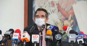 Llegan a Sinaloa 77 mil vacunas Moderna para maestros