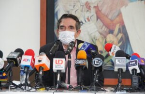 Llegan a Sinaloa 77 mil vacunas Moderna para maestros