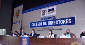 Rector exhorta a directores a sumarse a la disciplina financiera que implementa la UAS