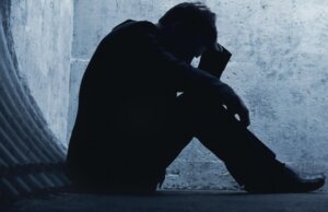 Depresión aumenta 13 % en el mundo a causa de la pandemia