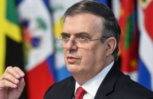 Ebrard y Gobierno de México son personas del año en EU, por demanda contra armeras