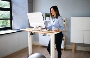 De vuelta al trabajo: Escritorios de pie, ¿valen la pena?