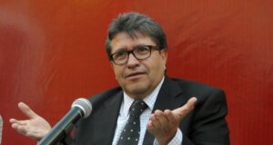El morenista incómodo: Ricardo Monreal