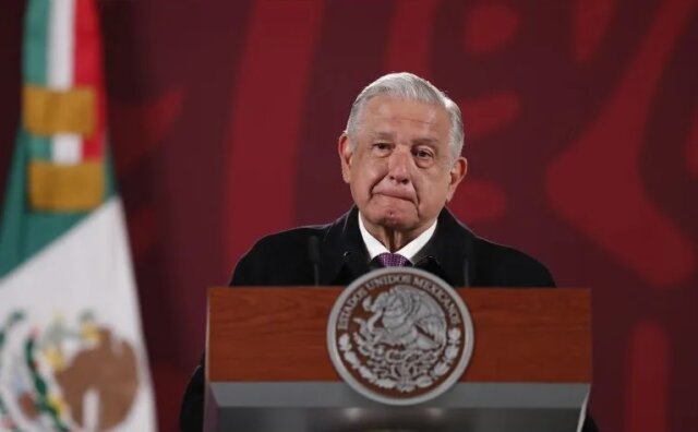 amlo-solloza